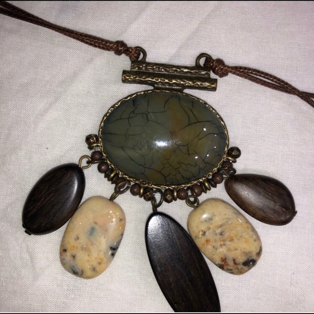 Necklace - Picture 3 of 3